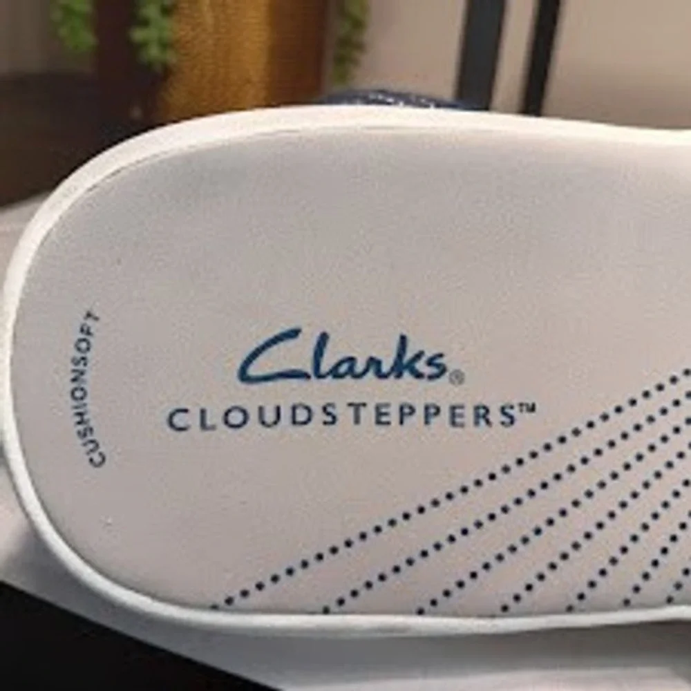 Clarks cloudsteppers brinkley